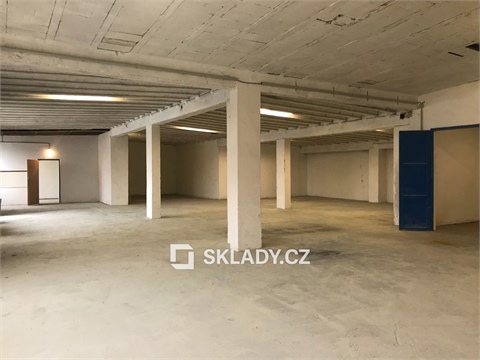 Pronájem skladu / haly, 572 m² 0