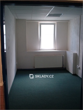 Pronájem skladu / haly, 572 m² - 0