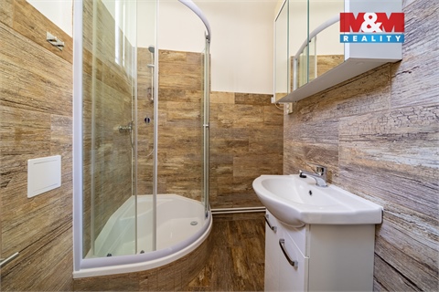 Pronájem bytu 1kk, 40 m² 10