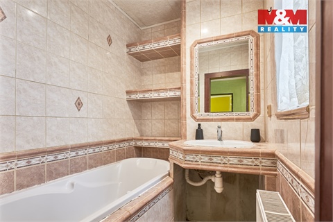 Prodej rodinného domu, 125 m² - 10