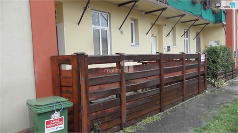 Pronájem obchodních prostor, 100 m² 12