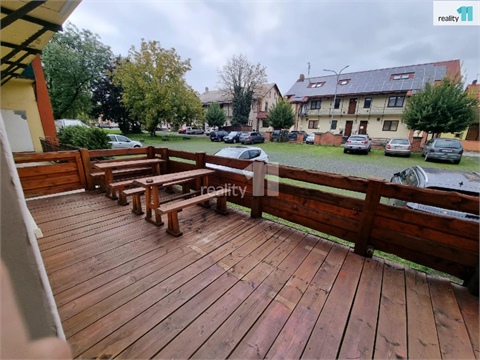 Pronájem obchodních prostor, 100 m² 2