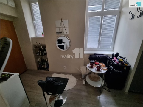 Pronájem obchodních prostor, 100 m² 6