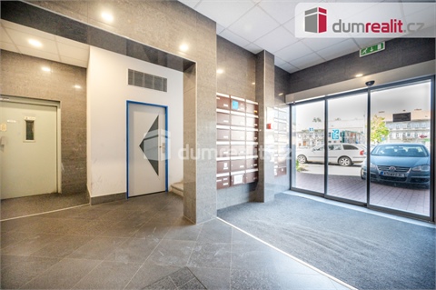 Pronájem kanceláře, 25 m² 2