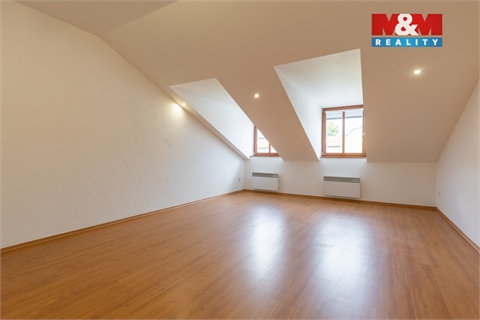 Pronájem bytu 4kk, 122 m² - 4
