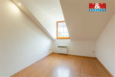 Pronájem bytu 4kk, 122 m² - 6