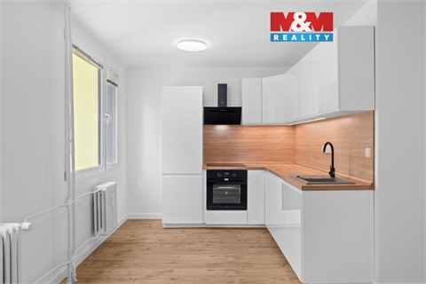 Prodej bytu 3+1, 57 m² 0