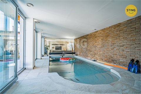 Prodej rodinného domu, 440 m² - 28