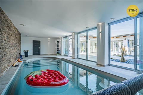 Prodej rodinného domu, 440 m² 28