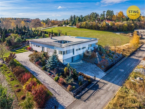 Prodej rodinného domu, 440 m² 0