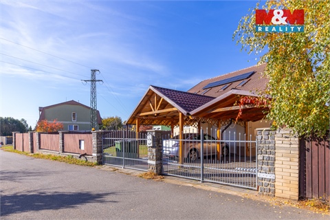 Prodej rodinného domu, 327 m² 26