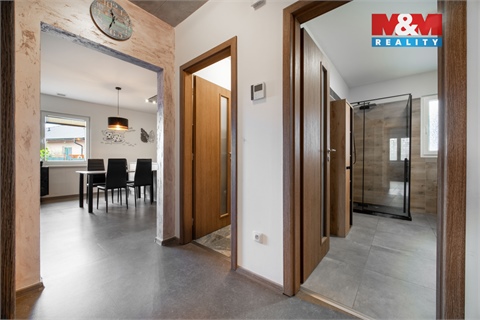 Prodej rodinného domu, 108 m² - 18