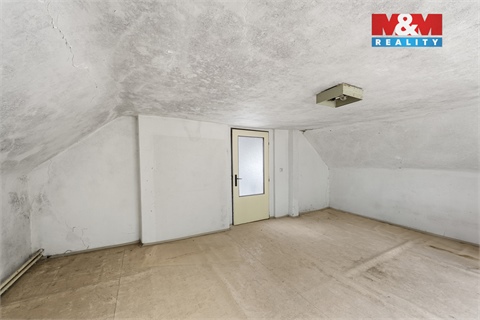 Prodej rodinného domu, 120 m² - 24