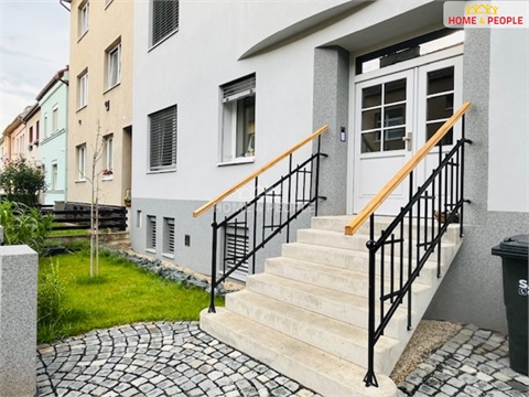 Pronájem bytu 3kk, 70 m² - 8