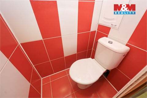 Prodej bytu 2+1, 57 m² 24