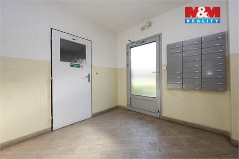 Prodej bytu 2+1, 57 m² 28