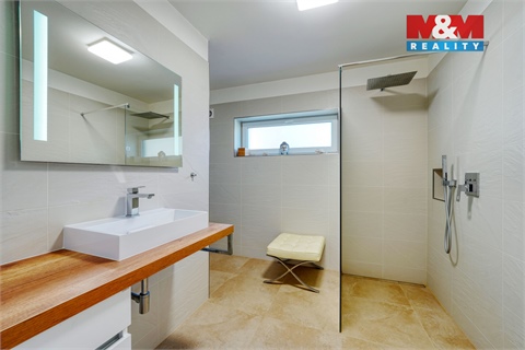 Prodej rodinného domu, 154 m² - 8