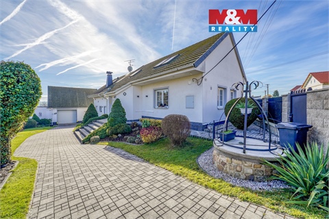 Prodej rodinného domu, 225 m² 0