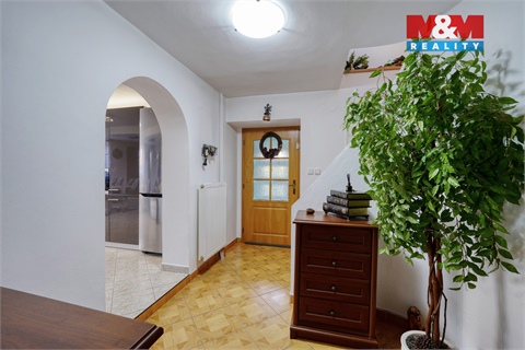 Prodej rodinného domu, 225 m² - 16