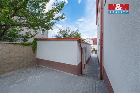 Prodej rodinného domu, 311 m² 16