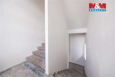 Prodej bytu 4kk, 77 m² 14