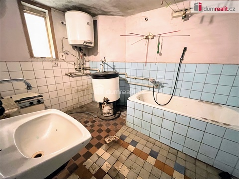 Prodej rodinného domu, 180 m² - 14