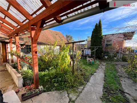 Prodej rodinného domu, 180 m² 2