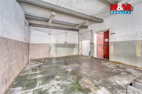 Pronájem skladu / haly, 131 m² - 2