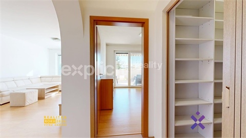 Pronájem bytu 2kk, 69 m² 8