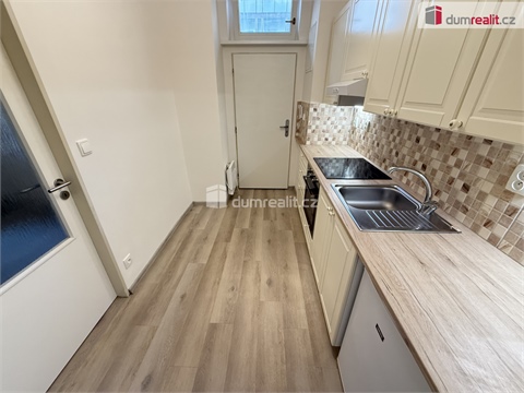 Pronájem bytu 1kk, 27 m² 2