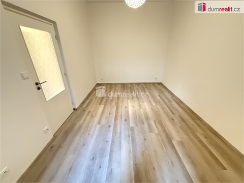 Pronájem bytu 1kk, 27 m² 4