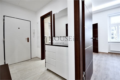 Pronájem bytu 3kk, 75 m² 18