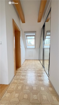 Pronájem rodinného domu, 200 m² - 8