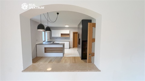 Pronájem rodinného domu, 200 m² 4