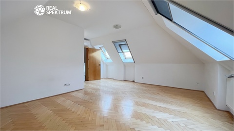 Pronájem rodinného domu, 200 m² 10