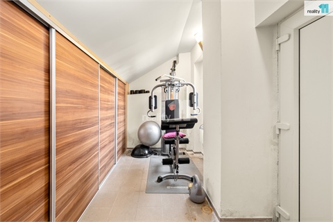 Prodej rodinného domu, 306 m² - 16