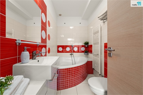 Prodej rodinného domu, 306 m² 6