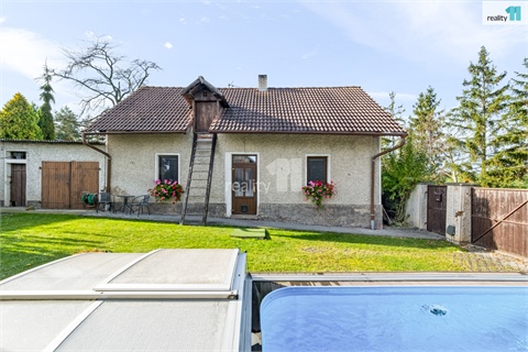 Prodej rodinného domu, 306 m² - 8