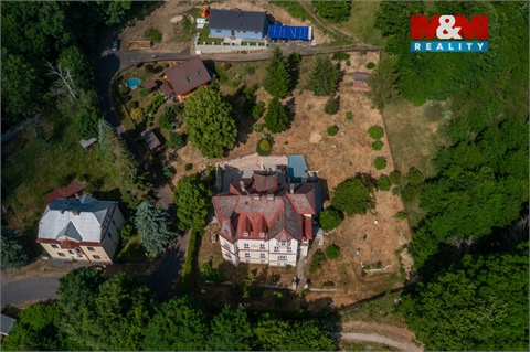 Prodej rodinného domu, 600 m² - 10