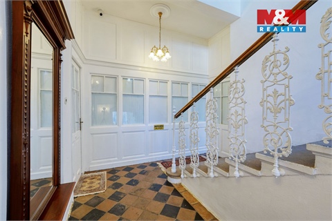 Prodej rodinného domu, 600 m² 18