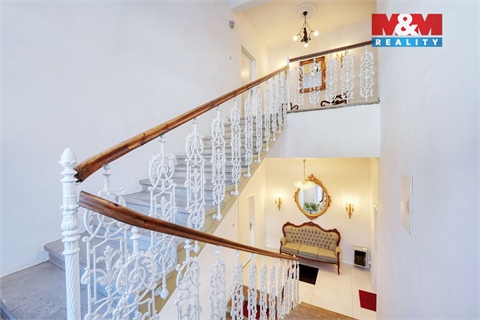 Prodej rodinného domu, 600 m² 22