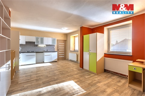 Prodej rodinného domu, 180 m² 16