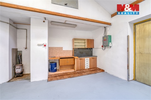 Pronájem garáže, 46 m² 8