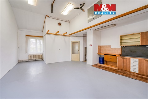 Pronájem garáže, 46 m² 0