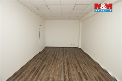 Pronájem kanceláře, 30 m² - 6