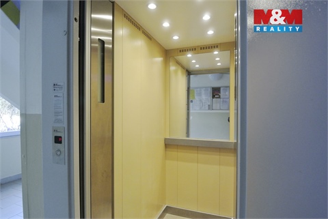 Prodej bytu 3kk, 67 m² - 18