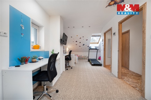 Prodej rodinného domu, 178 m² - 8