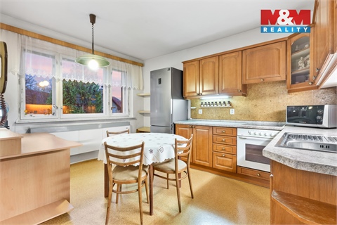 Prodej rodinného domu, 260 m² - 8