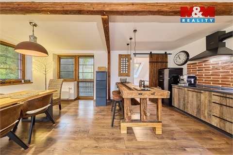 Prodej bytu 4kk, 90 m² - 0