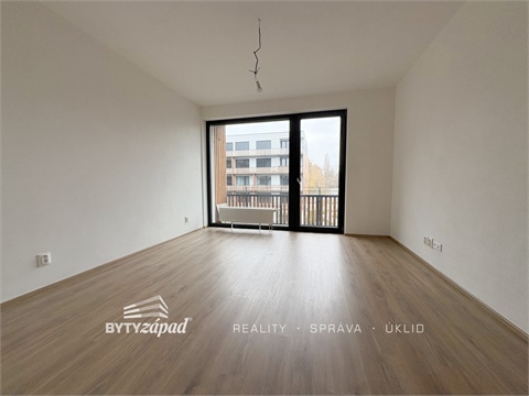 Pronájem bytu 2kk, 61 m² - 4